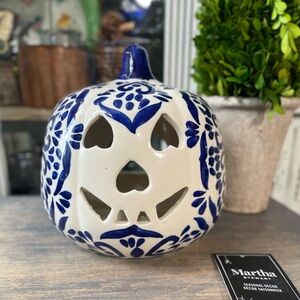 Martha Stewart blue & white ceramic pumpkin nwt